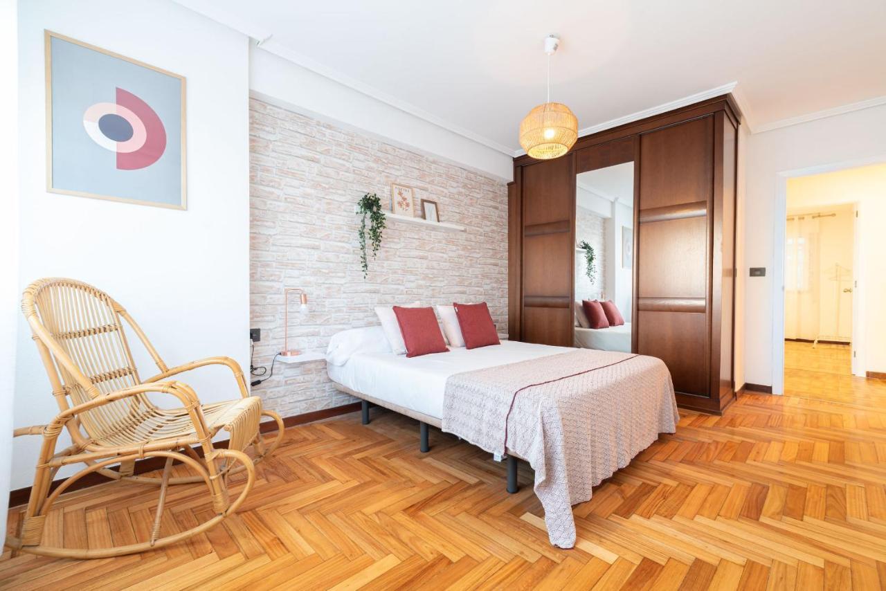 Apartmán Amplia Vivienda Con Garaje Vigo Exteriér fotografie