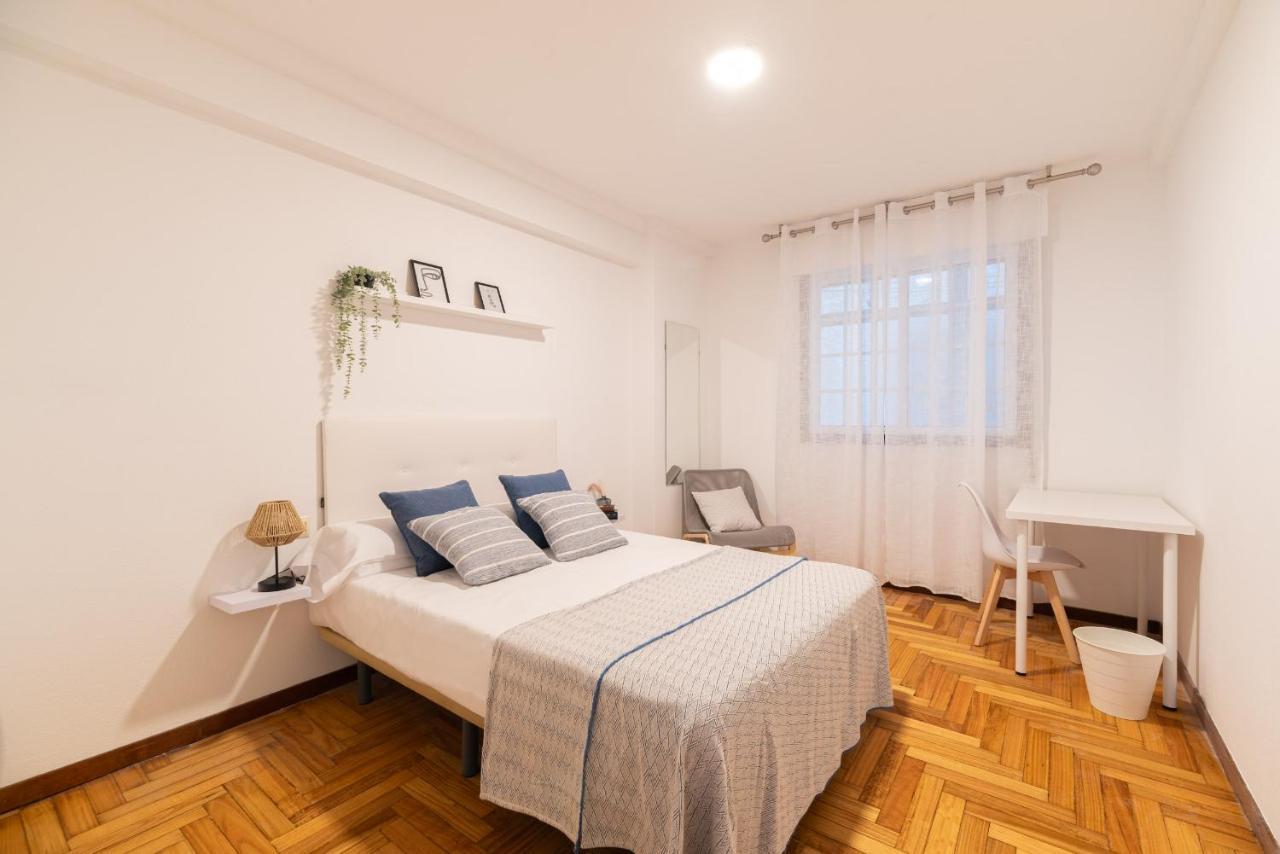 Apartmán Amplia Vivienda Con Garaje Vigo Exteriér fotografie