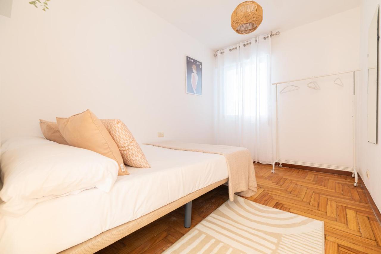 Apartmán Amplia Vivienda Con Garaje Vigo Exteriér fotografie
